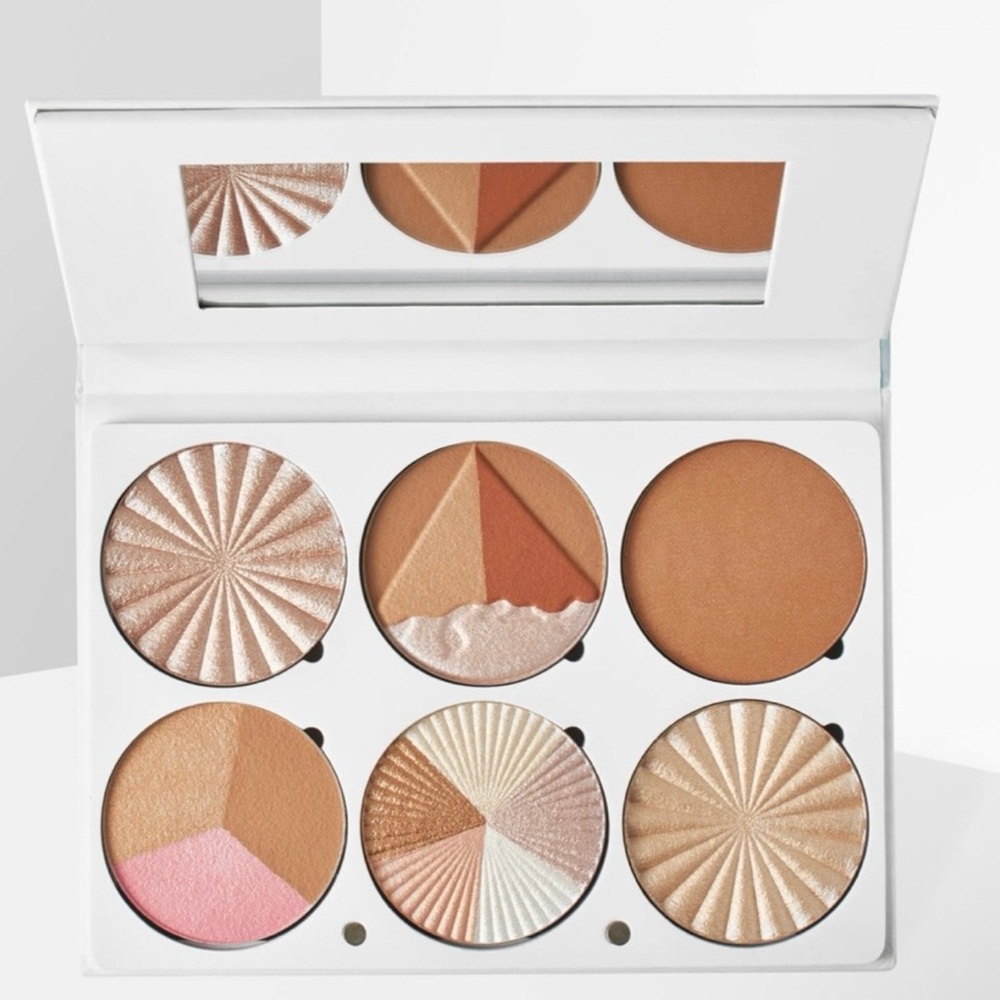 Ofra Cosmetics On the glow Pro palette